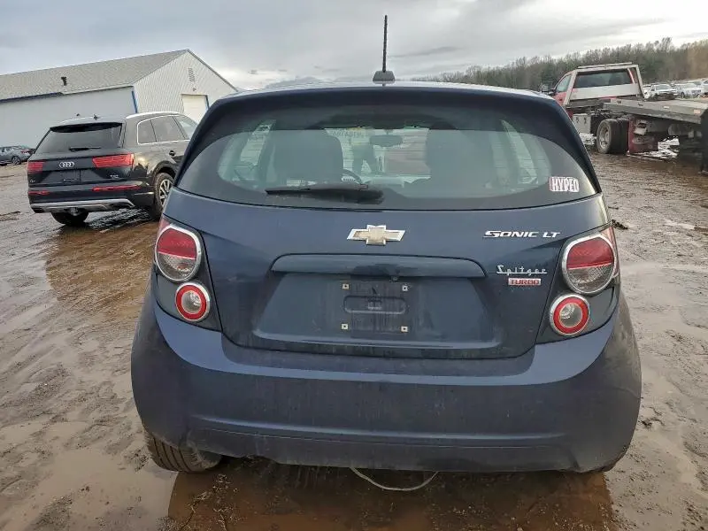 2015 CHEVROLET SONIC LT  