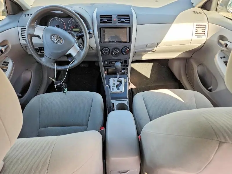 2010 TOYOTA COROLLA LE  
