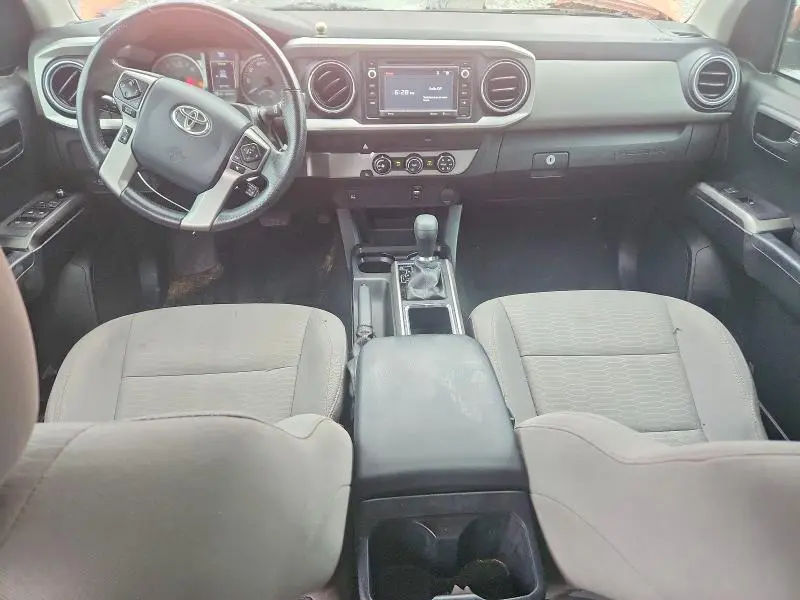 2017 TOYOTA TACOMA SR5 V6  
