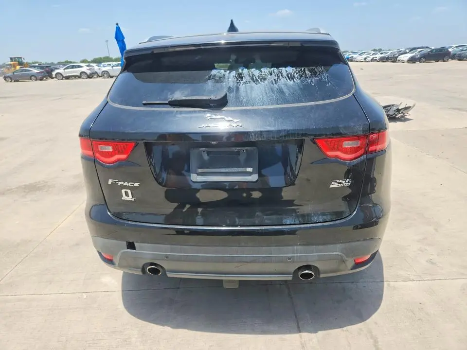 2018 JAGUAR F-PACE PREMIUM  