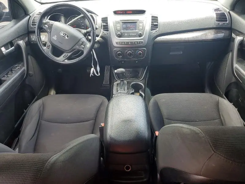 2014 KIA SORENTO LX  
