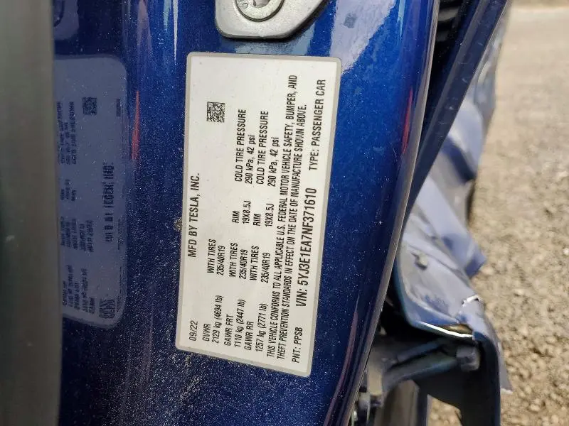 2022 TESLA MODEL 3   