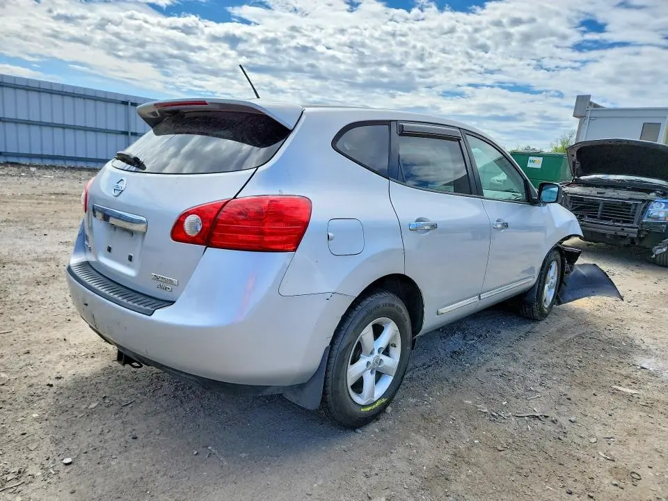 2012 NISSAN ROGUE S  