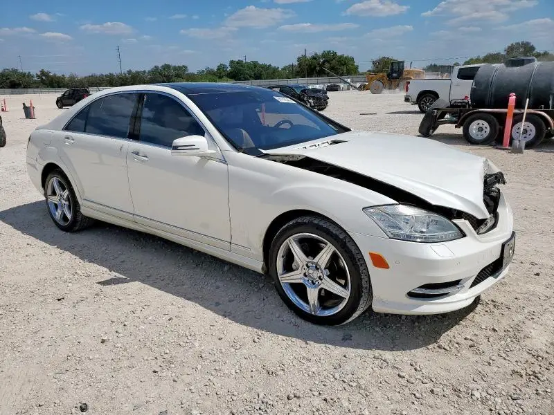 2010 MERCEDES-BENZ S 550  