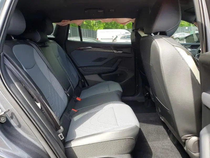 2025 VOLKSWAGEN TIGUAN SE R-LINE BLACK  