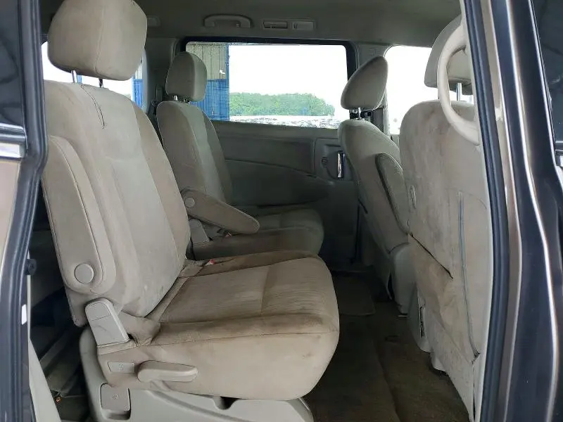 2016 NISSAN QUEST 3.5 SV  