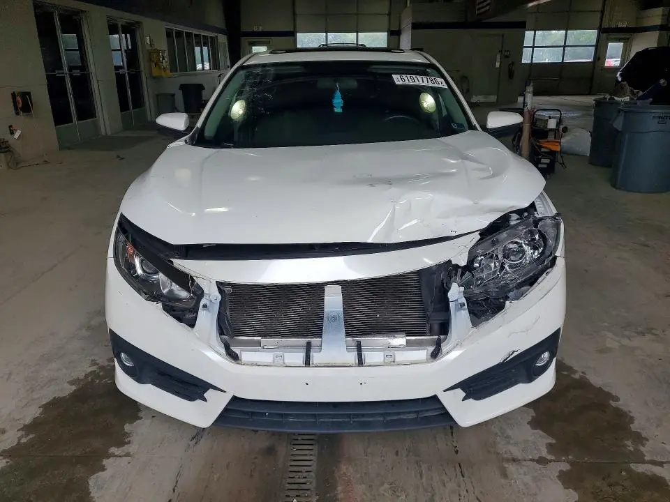 2018 HONDA CIVIC EX  