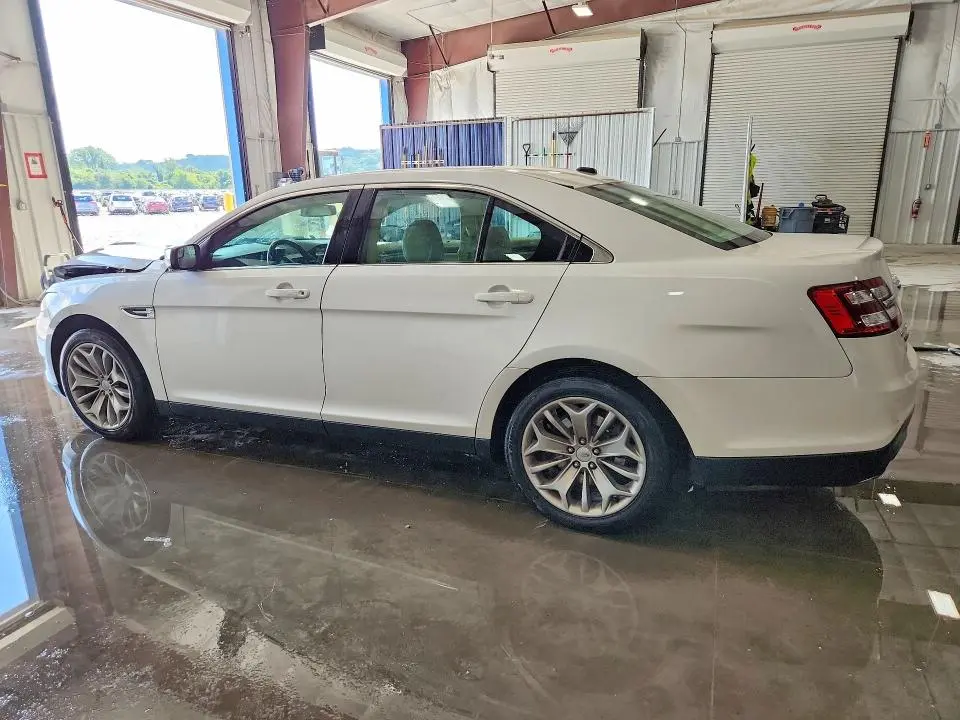 2015 FORD TAURUS LIMITED  