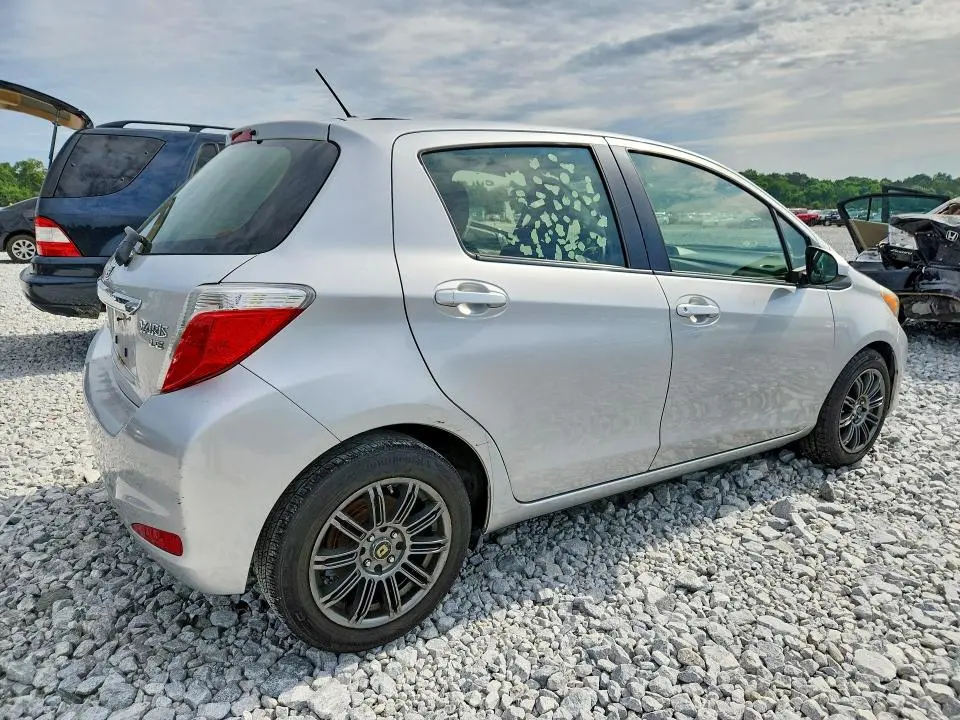 2013 TOYOTA YARIS 5-DOOR LE  