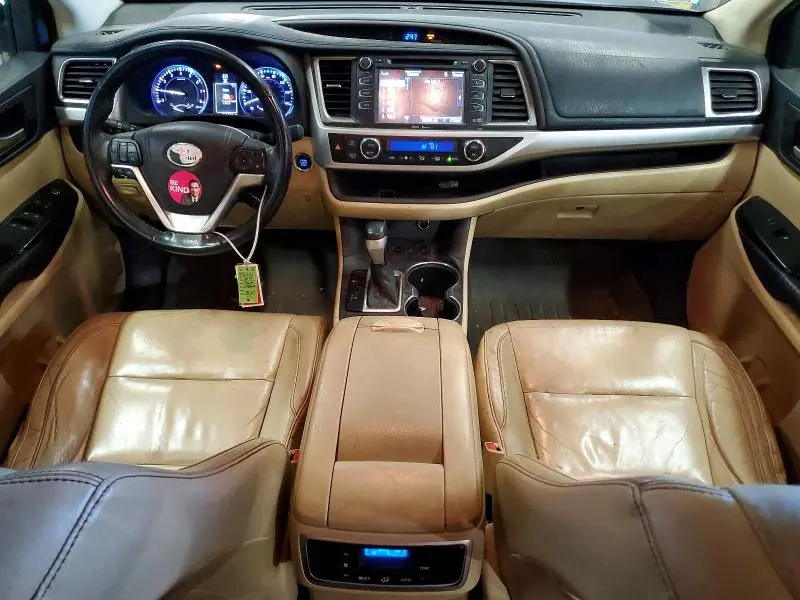 2014 TOYOTA HIGHLANDER XLE  