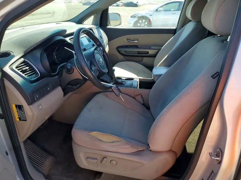 2016 KIA SEDONA LX  