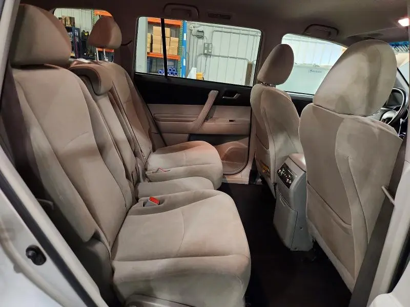 2012 TOYOTA HIGHLANDER BASE  