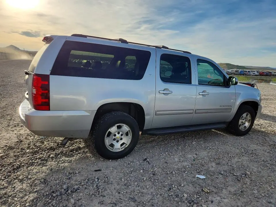2013 CHEVROLET SUBURBAN K1500 LT  