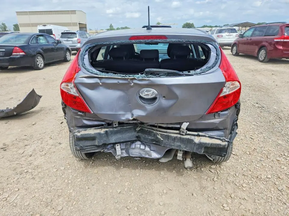 2015 HYUNDAI ACCENT GS  
