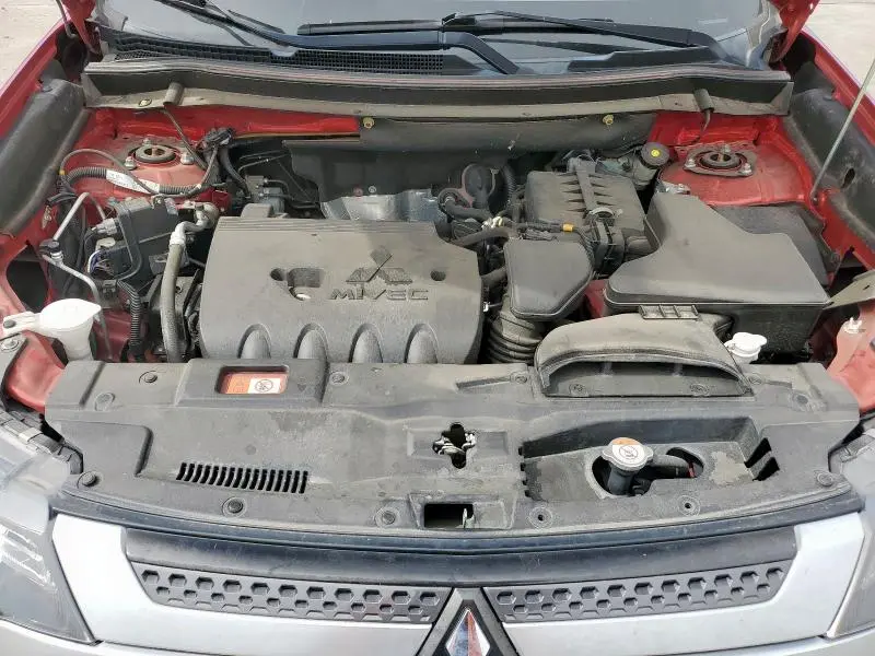 2020 MITSUBISHI OUTLANDER SE  