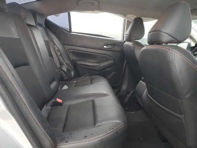 2022 NISSAN ALTIMA SR  