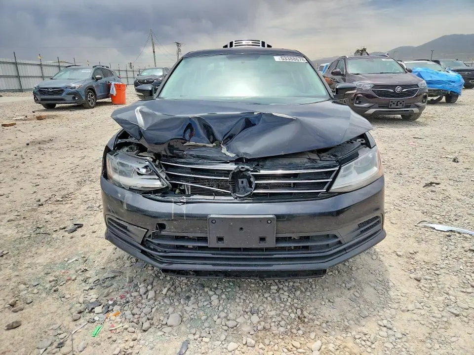 2017 VOLKSWAGEN JETTA SE  