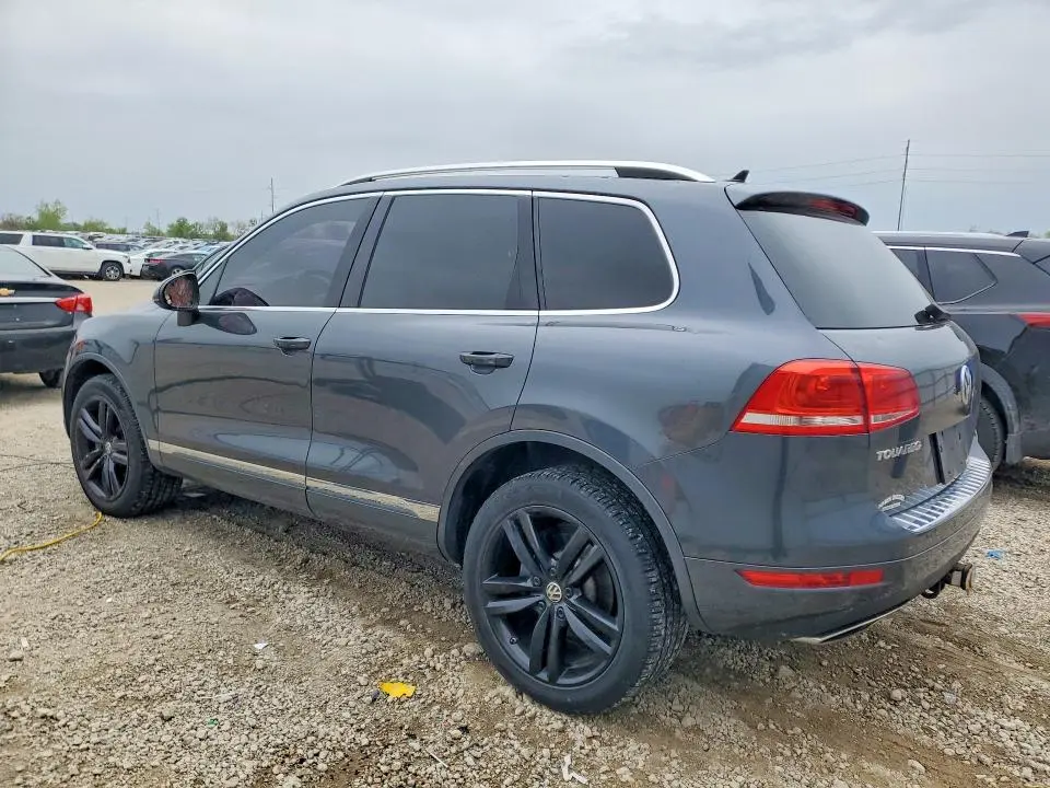 2013 VOLKSWAGEN TOUAREG V6 TDI  