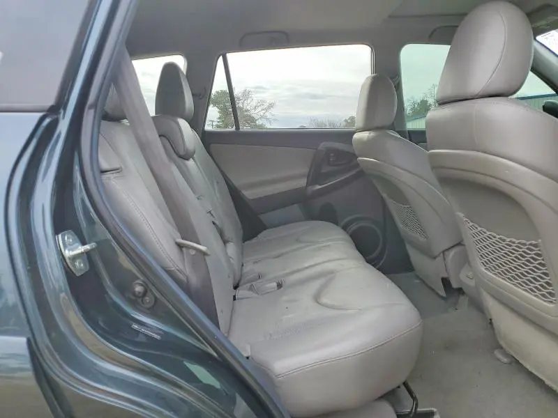 2011 TOYOTA RAV4 LIMITED  