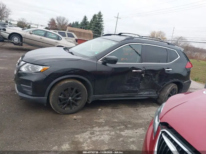 2017 NISSAN ROGUE SV