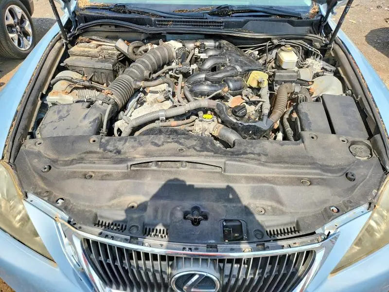2011 LEXUS IS 250  