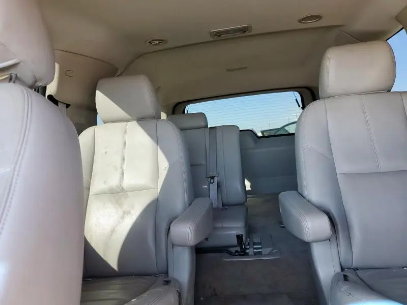 2014 CHEVROLET SUBURBAN C1500 LT  