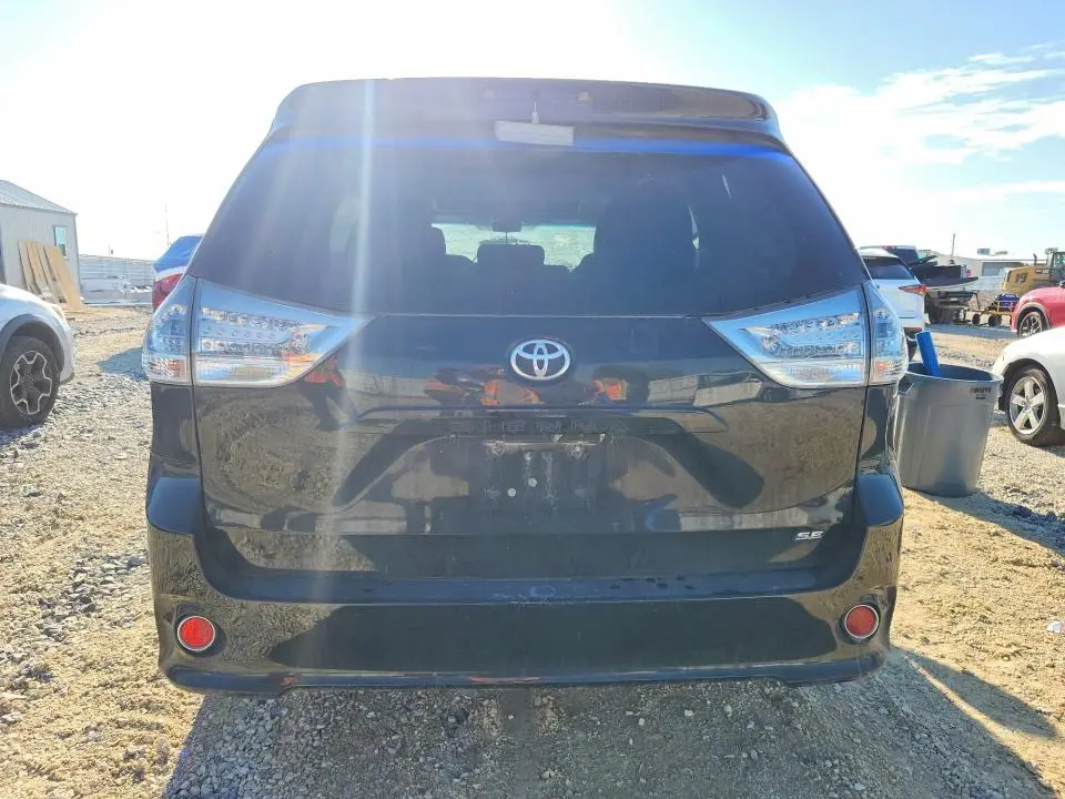 2013 TOYOTA SIENNA SPORT  