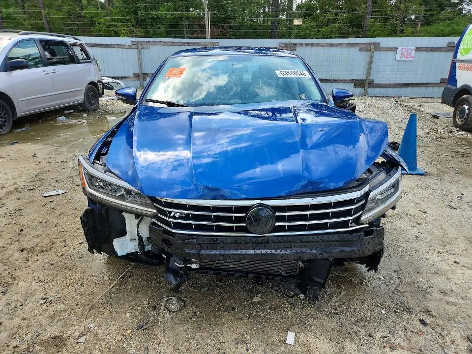 2017 VOLKSWAGEN PASSAT R-LINE  