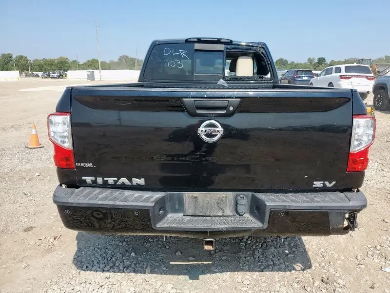 2017 NISSAN TITAN SV  