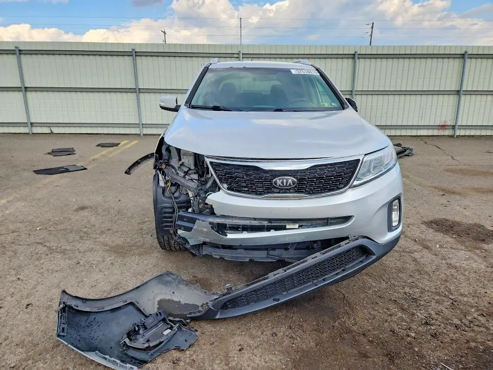 2014 KIA SORENTO LX  