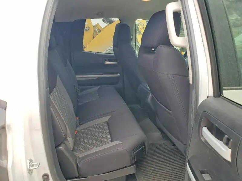 2021 TOYOTA TUNDRA SR5  
