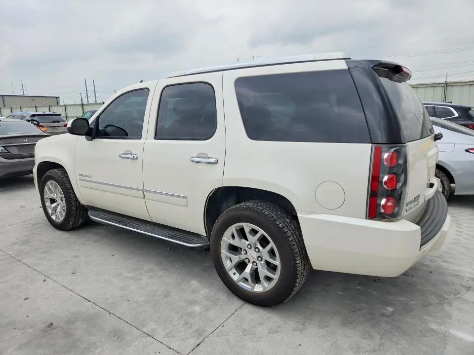 2010 GMC YUKON DENALI  