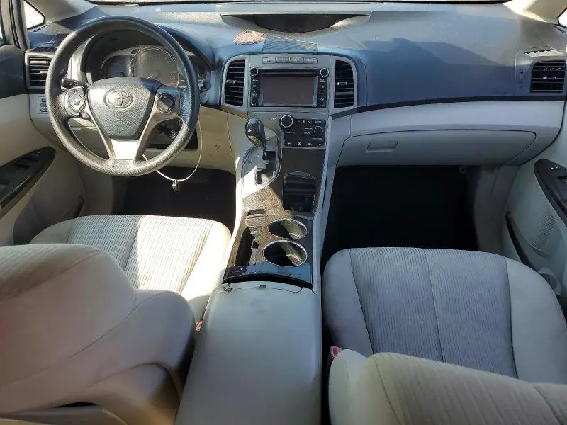 2013 TOYOTA VENZA LE  