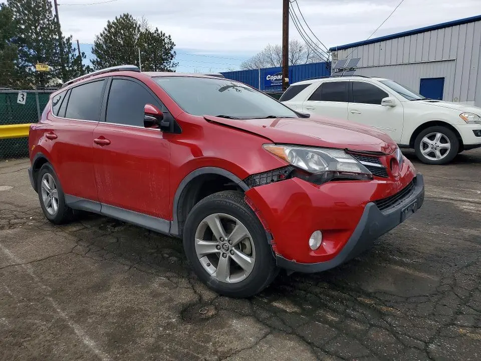2015 TOYOTA RAV4 XLE  
