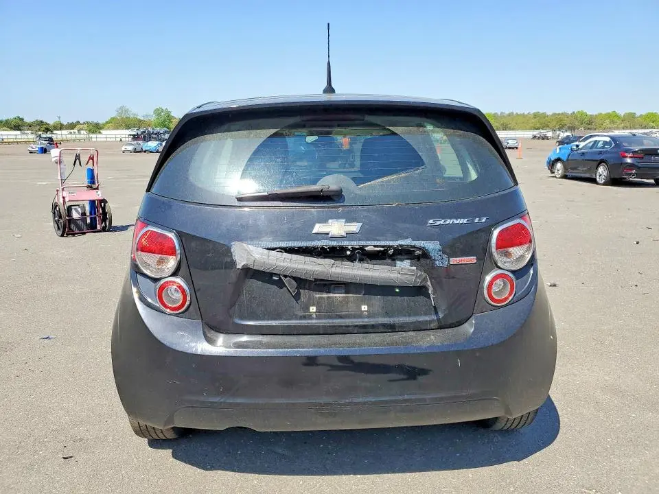 2012 CHEVROLET SONIC LT  