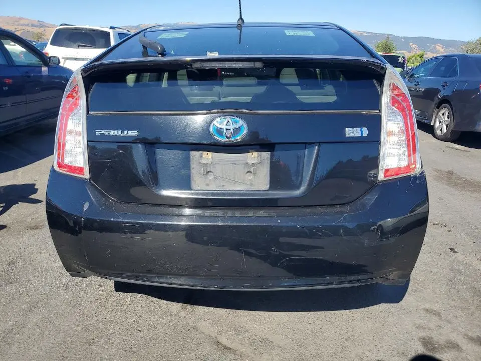 2013 TOYOTA PRIUS TWO  