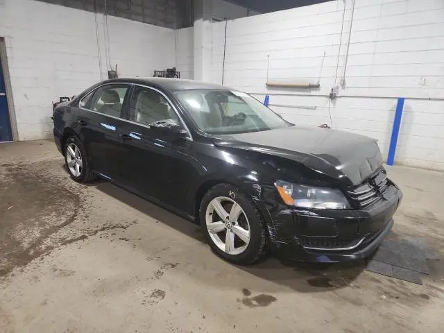 2012 VOLKSWAGEN PASSAT SE