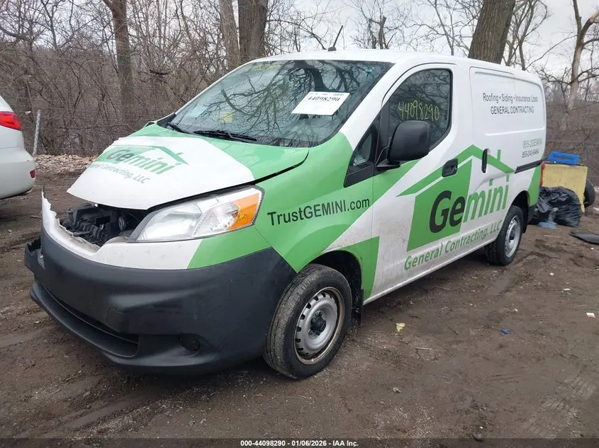 2019 NISSAN NV200 S