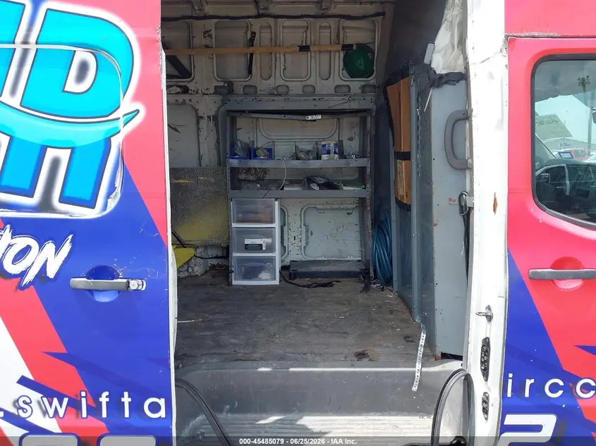 2013 NISSAN NV CARGO NV2500 HD S V6