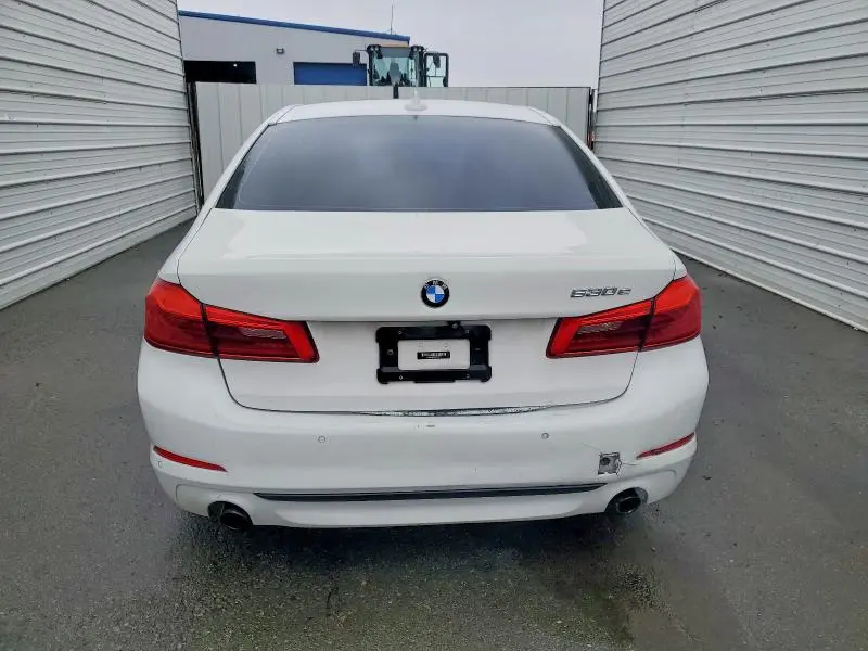 2018 BMW 530E   