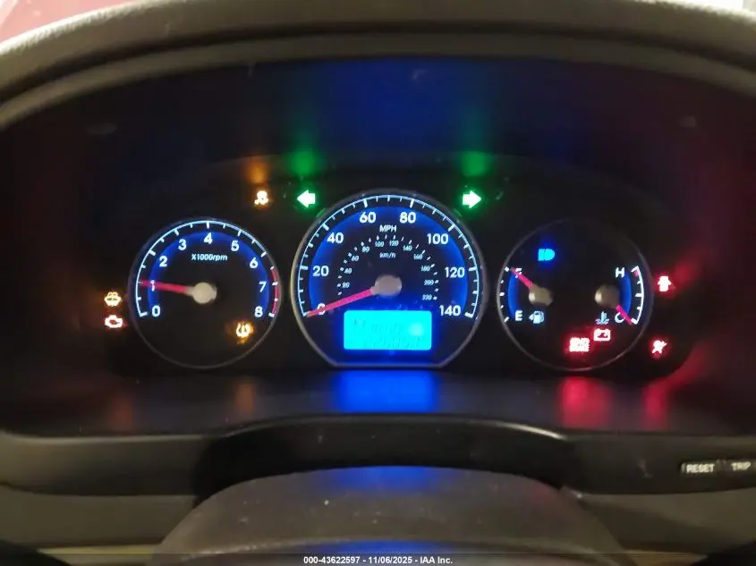 2010 HYUNDAI SANTA FE GLS