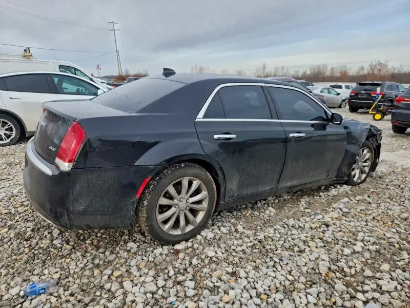 2019 CHRYSLER 300 LIMITED  