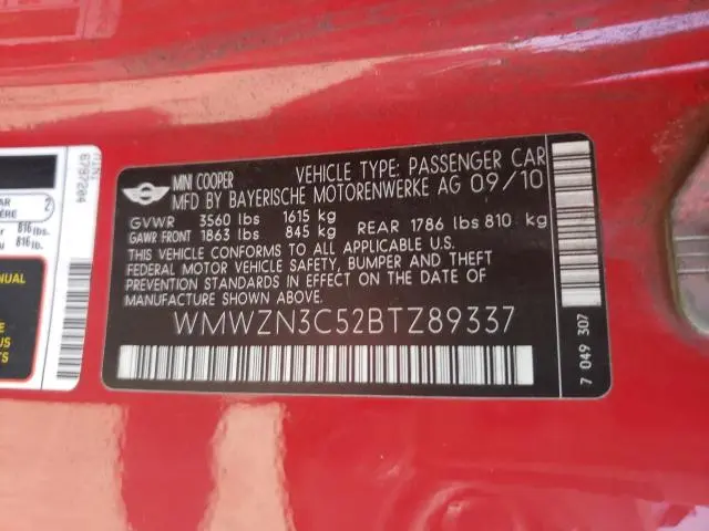 2011 MINI COOPER