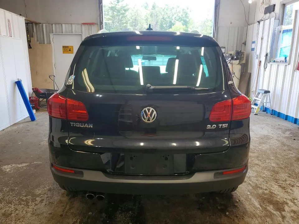 2013 VOLKSWAGEN TIGUAN S  