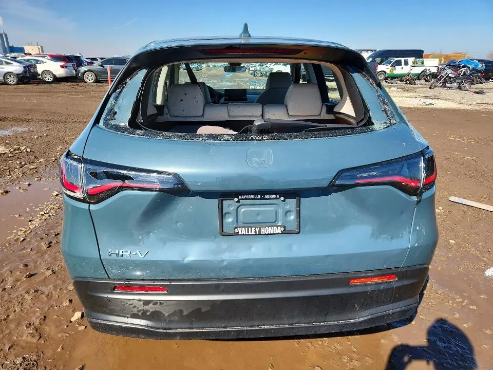 2025 HONDA HR-V LX  