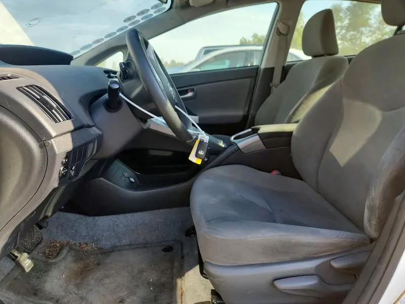 2015 TOYOTA PRIUS TWO  