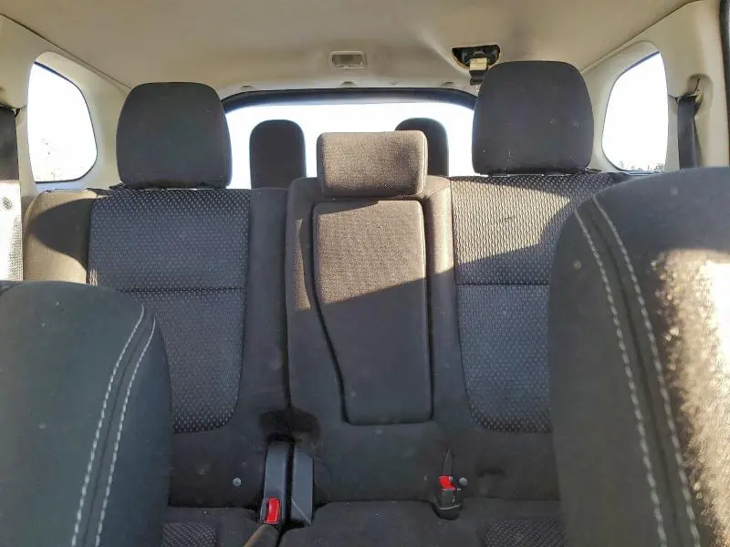 2016 MITSUBISHI OUTLANDER ES  