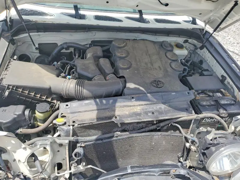 2013 TOYOTA FJ CRUISER BASE  