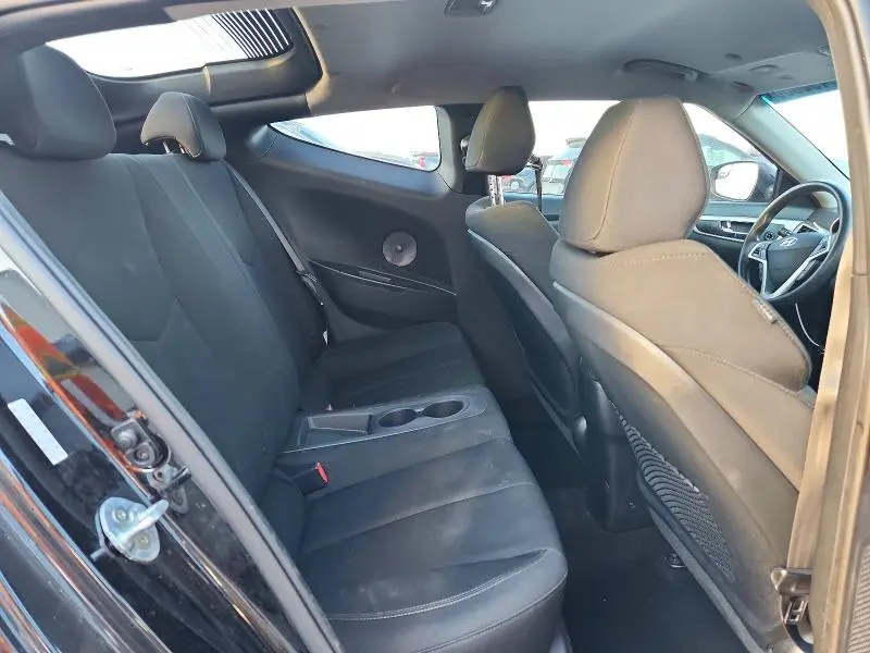 2016 HYUNDAI VELOSTER BASE  