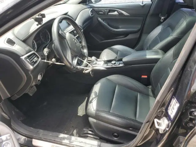 2017 INFINITI QX30 BASE  